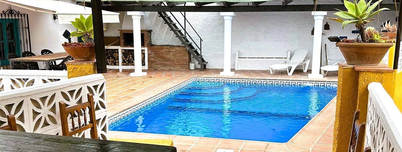 Ferienhaus 'Adelfas' mit Meerblick, Wi-Fi und Klimaanlage in Almuñecar, Costa Tropical
