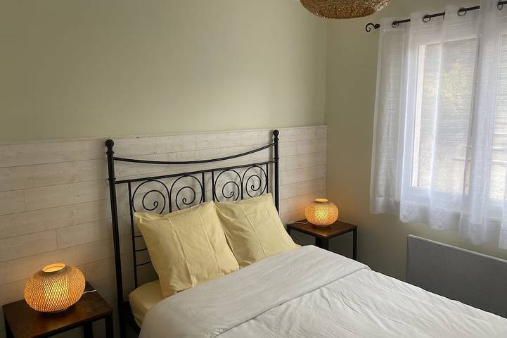 Location de vacances pour 6 personnes, avec terrasse et jardin, animaux acceptés à Allemagne-en-Provence - 3