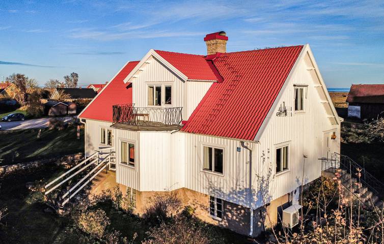 Hus för 8 Personer med trädgård in Öland