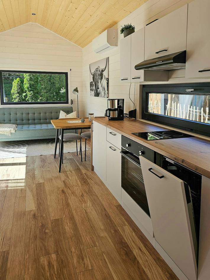 Tiny House unter Kirschbäumen im Seenland in Elsterheide, Lausitzer Seenland