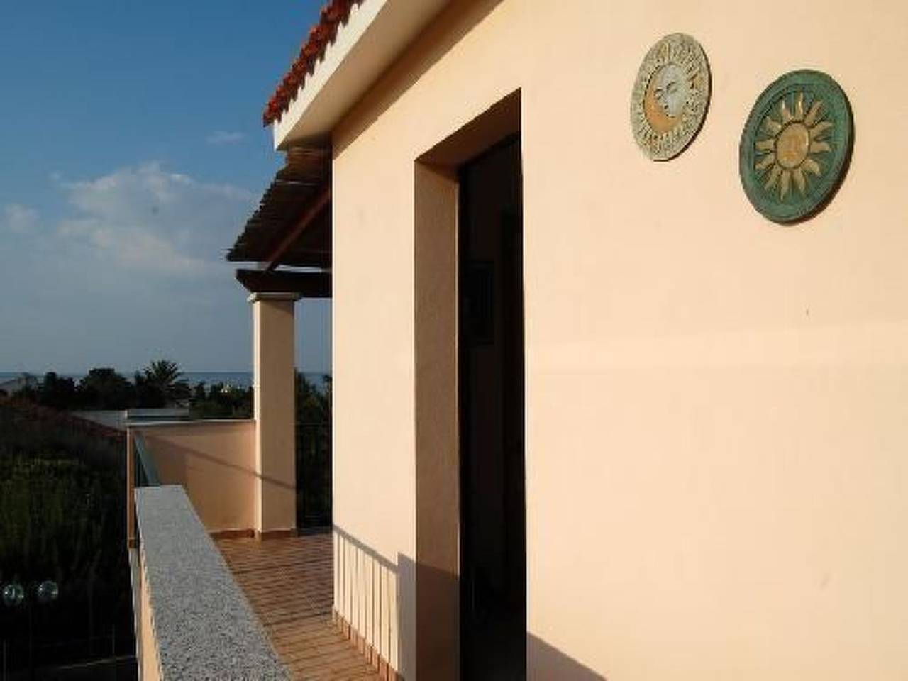 Appartamento intero, Unterkunft mit Terrasse am Meer in Calasetta, Sant'Antioco