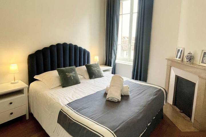 Location de vacances pour 30 personnes, avec jardin dans Jugy - 4