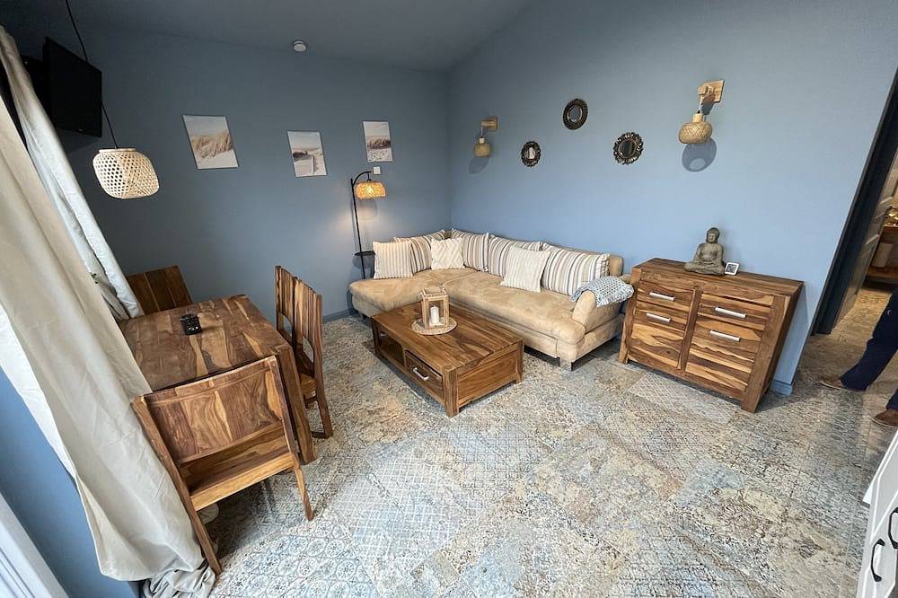 Ganze Wohnung, Neue Wohnung im Spargeldorf Schäpe mit großem Südwest Sonnenbalkon in Beelitz, Mittelmark