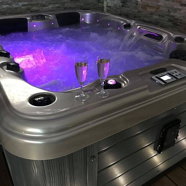Suite spa privatif intérieur Minérale Mont-Saint-Michel - Suite minérale spa in Courtils, Baie du Mont-Saint-Michel