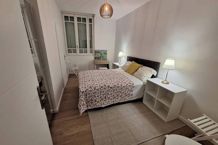 Ganze Wohnung, Renovated T2 apartment with garden, garage, close to center, easy access. in Caudéran (Bordeaux), Bordeaux