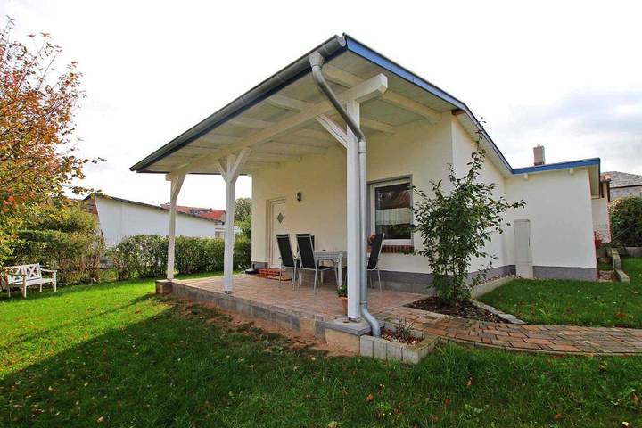 Ferienhaus für 3 Personen, mit Terrasse und Garten in Kummerow