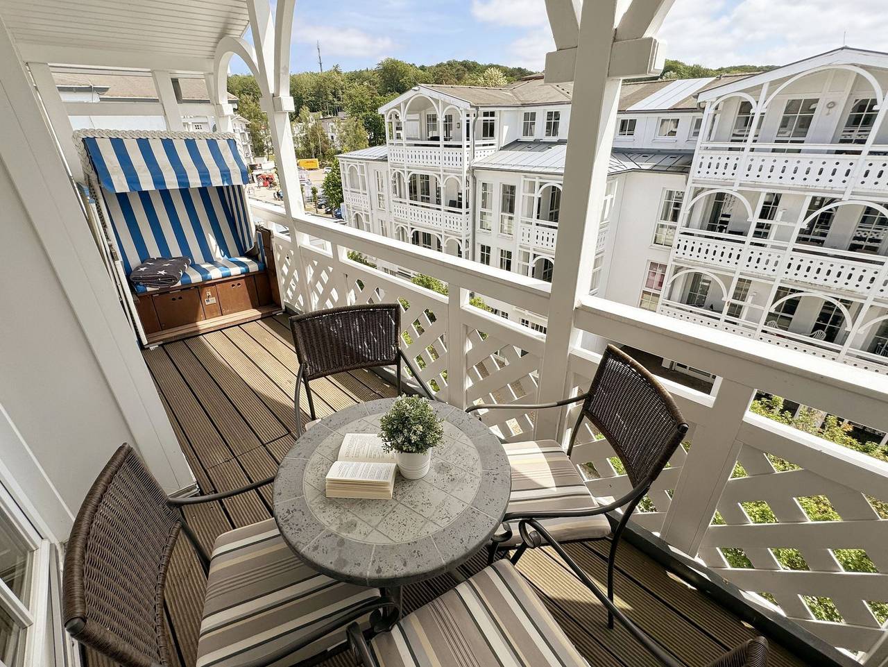 Ganze Ferienwohnung, F: Seepark Sellin-Haus Göhren Whg 523 Deichkieker mit Balkon - Haus Göhren Whg 523 Deichkieker mit Balkon in Sellin, Rügen