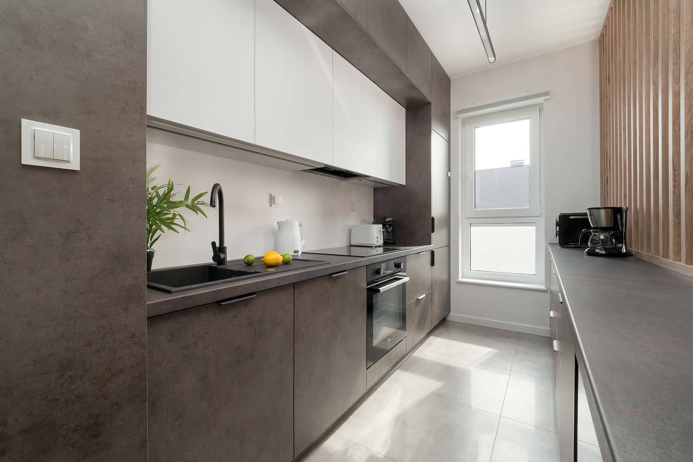Cały apartament, Spacious Apartment with 2 Bedrooms | Balcony | Parking. in Łódź, Województwo łódzkie