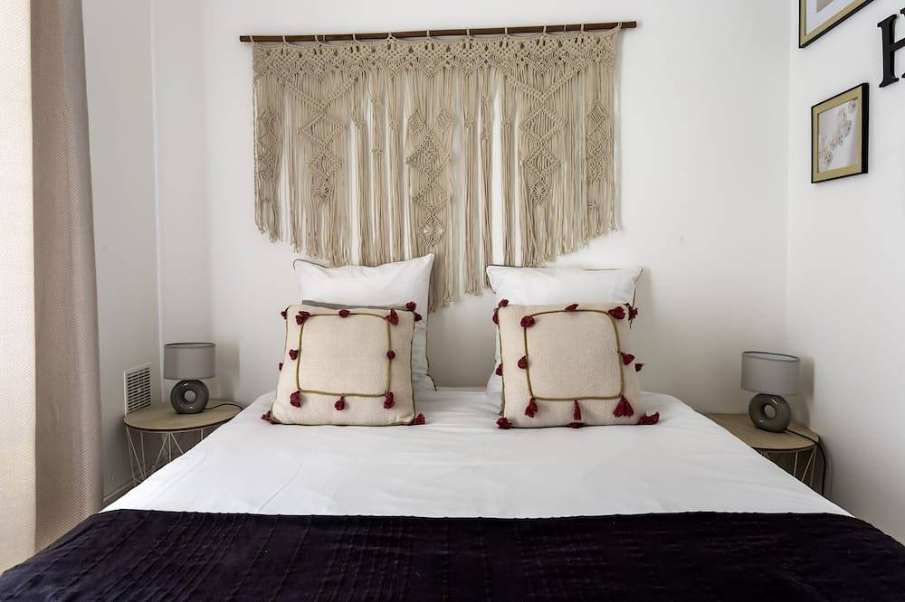 Ganze Wohnung, Apartment-Stadt-Ensuite mit Dusche in Angoulême, Charente