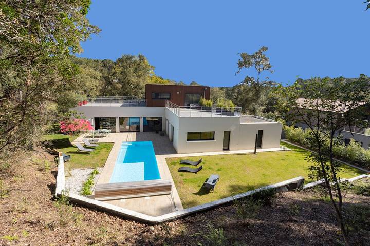 Gîte pour 8 personnes, avec jardin et piscine dans Lac d'Hossegor - 2