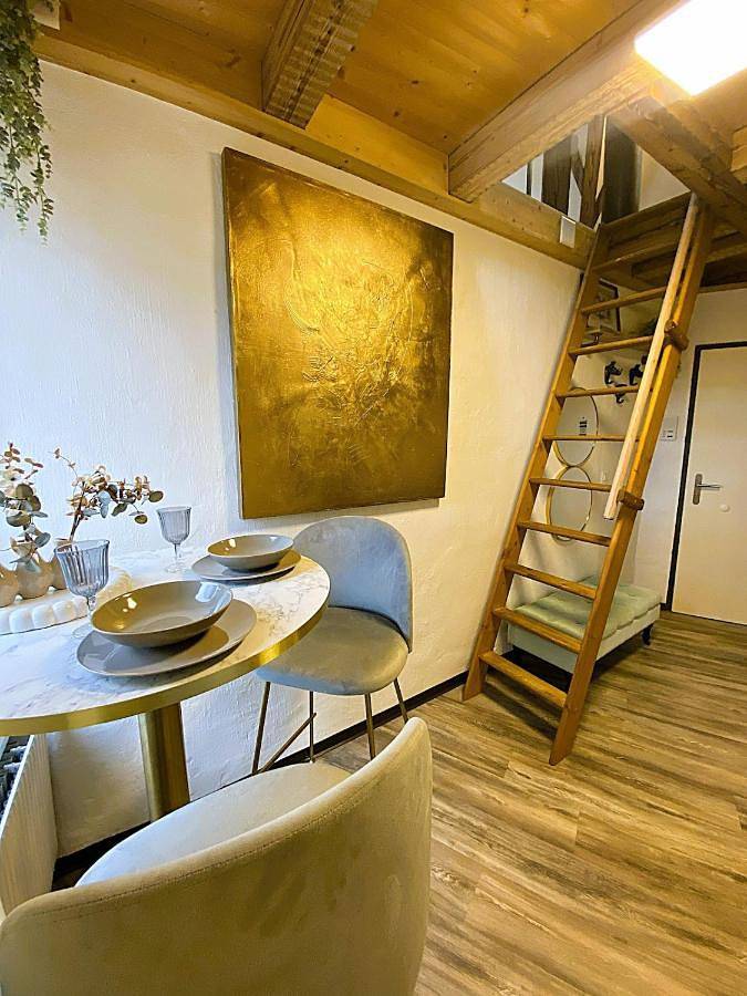 Ferienwohnung für 2 Personen, mit Terrasse und Ausblick in St. Gallen