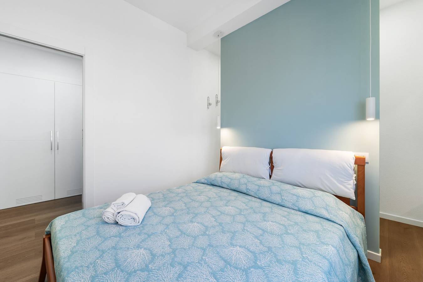 Entire apartment, Apartment '4 Seasons' with Balcony, Wi-Fi and Air Conditioning in Guspini, Campidano di Terralba