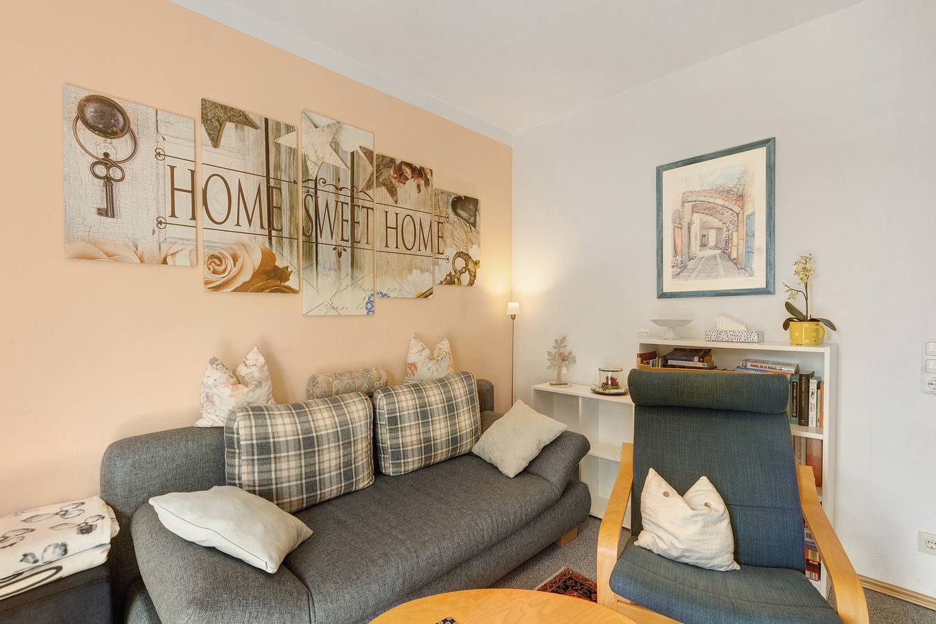 Appartement entier, Appartement 'Sonnenblick' avec vue sur les montagnes, terrasse partagée et Wi-Fi in Bad Berleburg, Arrondissement de Siegen-Wittgenstein