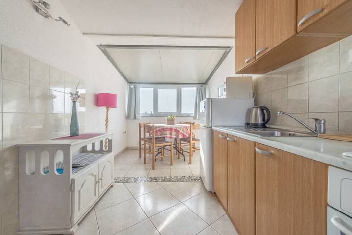 Ferienwohnung für 4 Personen, mit Balkon/Terrasse in Okrug Gornji