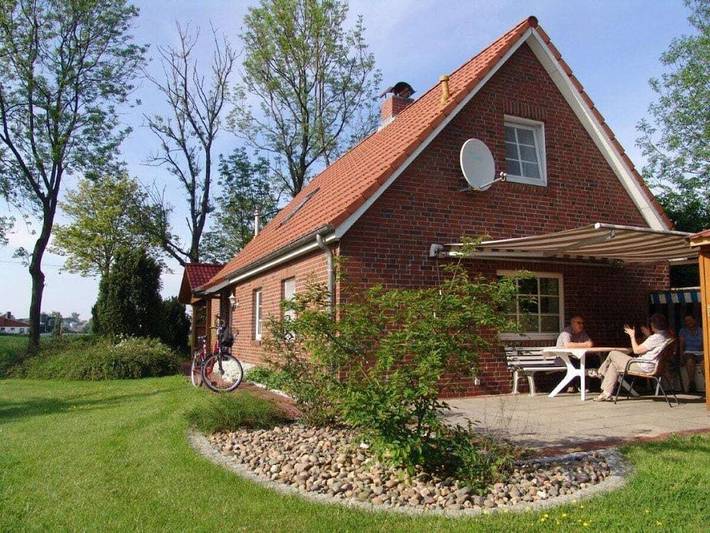 Ferienhaus für 4 Personen, mit Terrasse und Garten in Oederquart