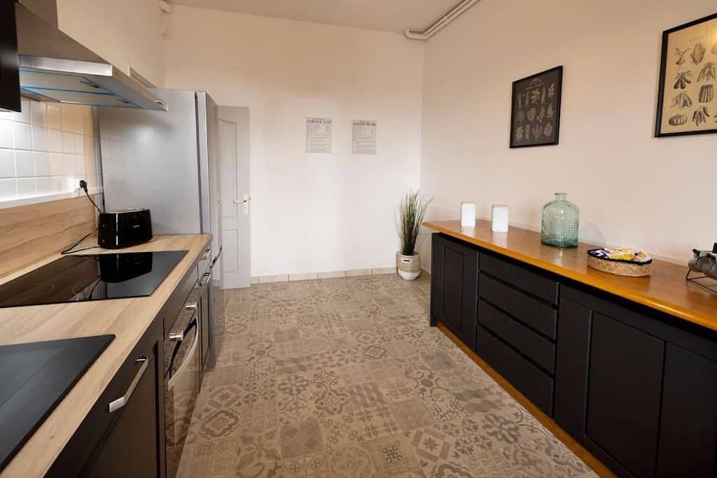 Appartement entier, Le Familial - Tout équipé - Proche centre in Montluçon, Région de Montluçon