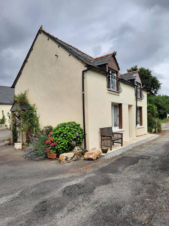 Location de vacances pour 5 personnes, avec jardin et vue, animaux acceptés à Le Cambout - 3