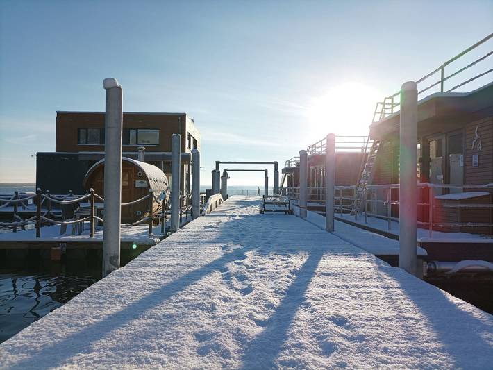 Ferienwohnung für 4 Personen, mit Terrasse und Seeblick sowie Ausblick in der Lausitz