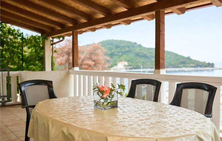 Apartament wakacyjny dla 4 osób, z taras, Dla rodziny w Mljet