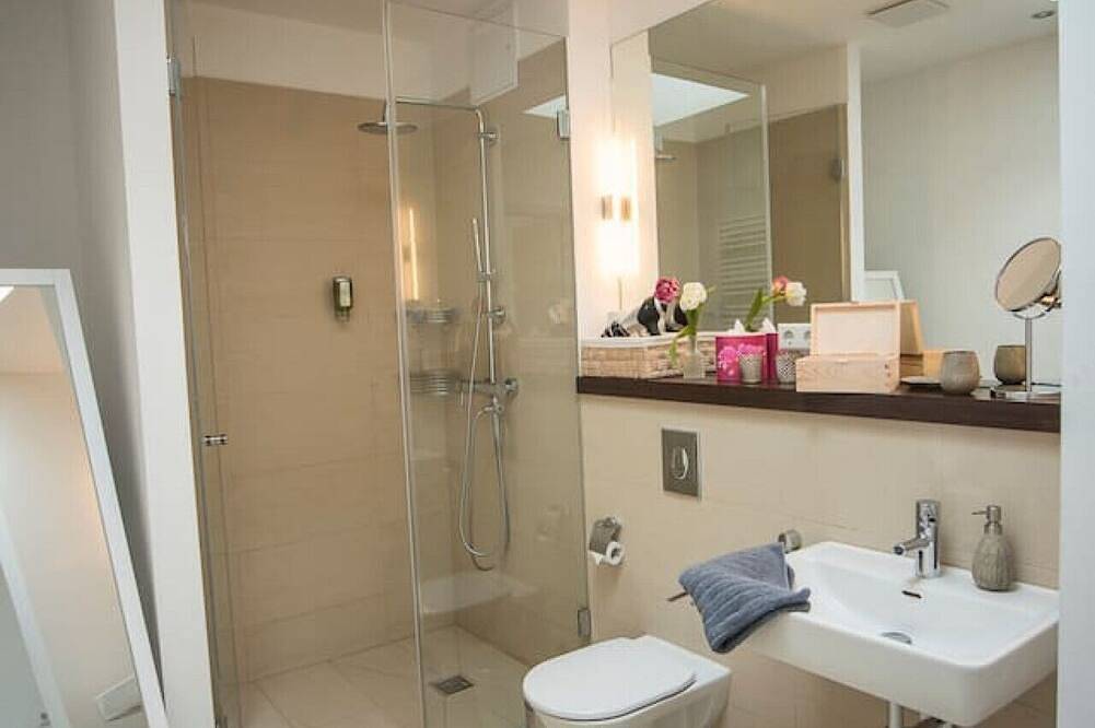 Apartamento entero, Apartment-Deluxe-Ensuite-Terrace in Leipzig Mitte, Leipzig