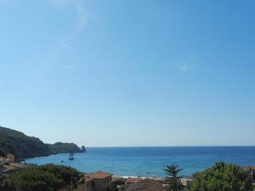 Ferienwohnung für 4 Personen, mit Terrasse und Ausblick, mit Haustier auf Isola del Giglio