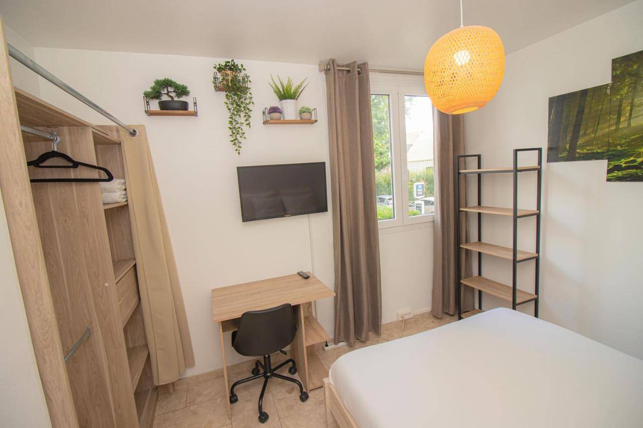 Appartement de vacances entier, La Garden Room Logement en Colocation in Le Plessis-Robinson, Hauts-de-Seine
