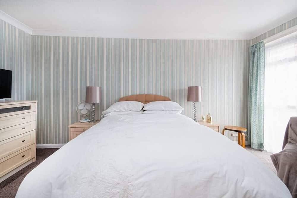 Amazing Beachside 2Bd Family Home with Garden in Botany Bay, Kent