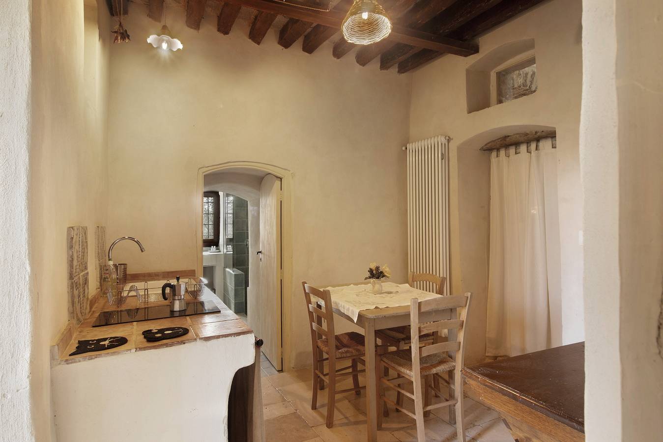 Ganze Wohnung, Ferienwohnung 'L'ulivo' mit gemeinsamer Terrasse, privatem Garten und Wi-Fi in Bisceglie, Barletta-Andria-Trani