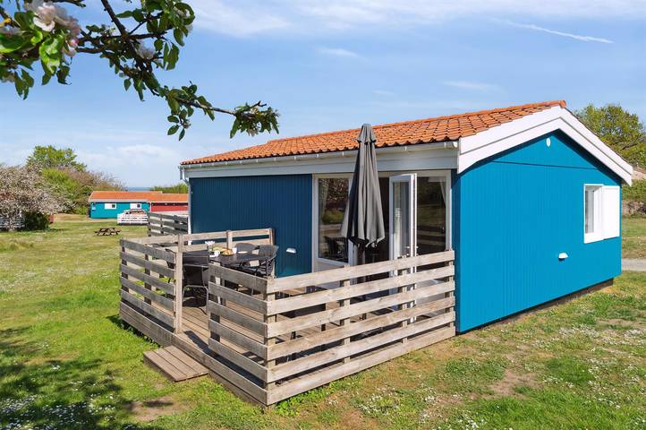 Ferielejlighed for 4 personer, med terrasse i Sandvig