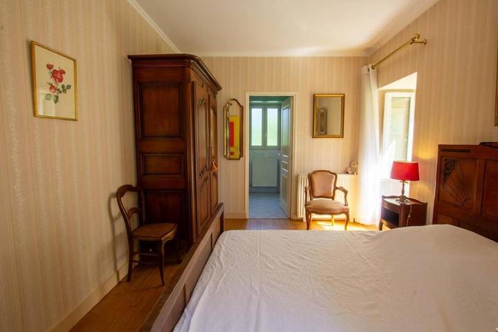 Location de vacances pour 8 personnes, avec jardin à Thenon - 3