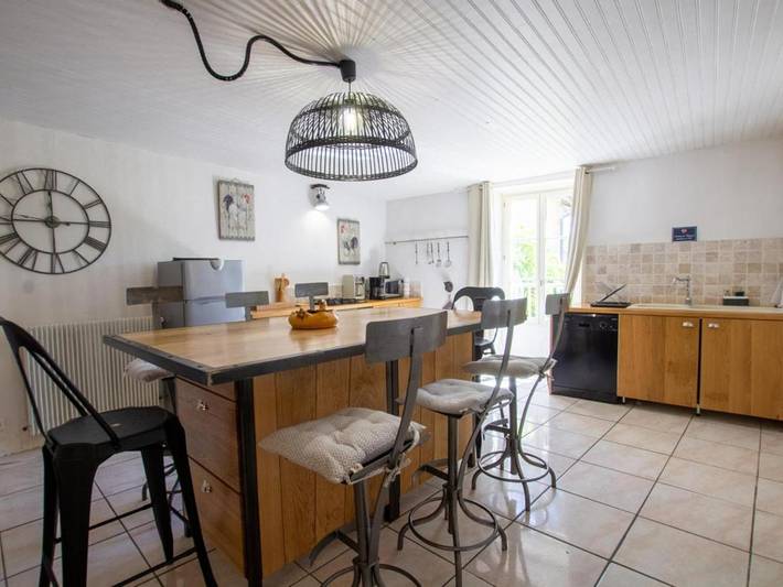 Location de vacances pour 6 personnes, avec jardin à Champagnac-de-Belair - 4