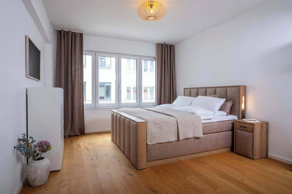 Ganze Wohnung, Neue Luxuswohnung, 3-Zimmer, am Rathausplatz in Augsburg-Innenstadt, Augsburg