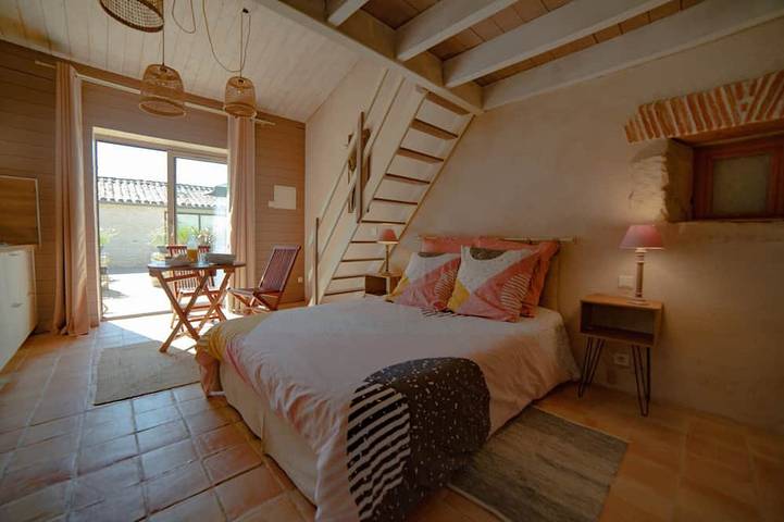 Maison de vacances pour 2 personnes, avec jardin et terrasse à La Jarrie