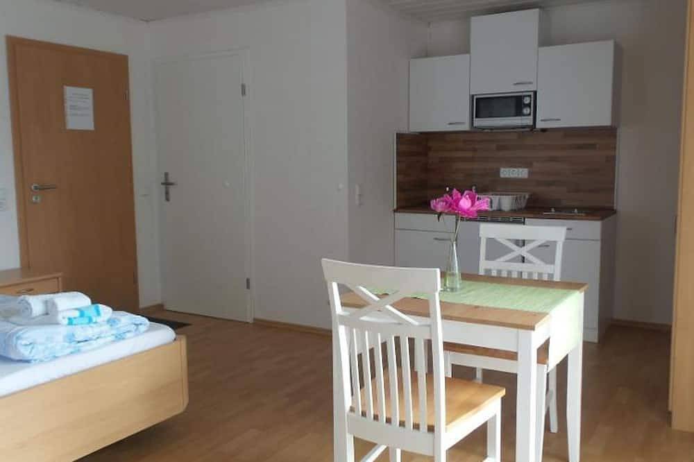 Apartment/apartment, shower, Wc, balcony - Gästehaus Reither in Schweigen-Rechtenbach, Südliche Weinstraße