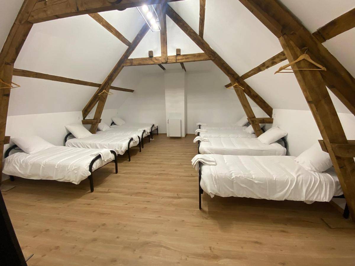 Appartement entier, Two-Bedroom Apartment in Piré-sur-Seiche, Région de Rennes