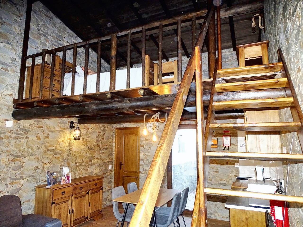 Casa acogedora en Redondo + Terraza in Redondo, Distrito de Évora