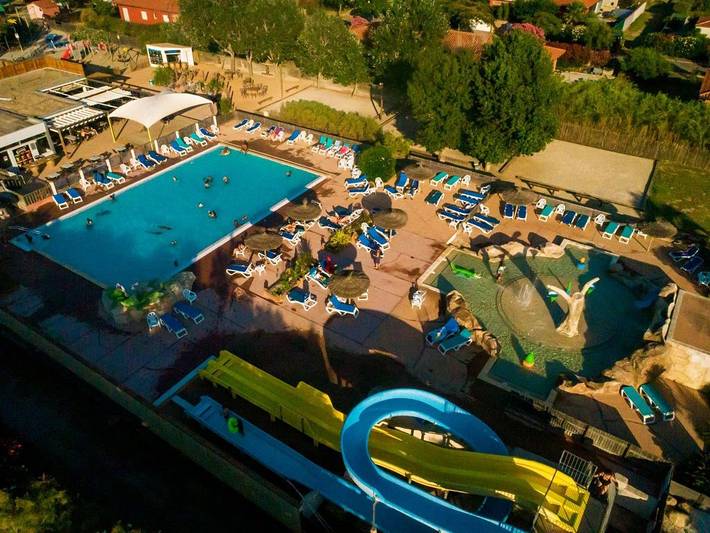 Camping pour 6 personnes, avec piscine et bassin pour enfant à Torreilles - 2