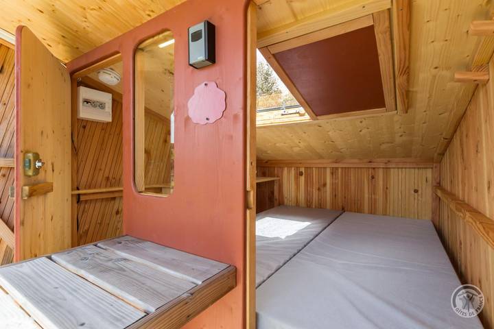 Gîte pour 2 personnes, avec Terrasse et Jardin à La Croix-Avranchin