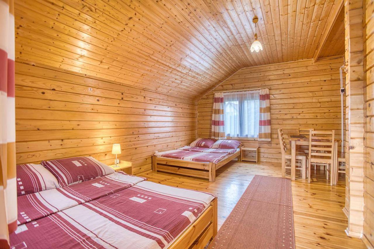 Domki "Na Dworskiej" Polańczyk 696-025-331 in Polańczyk, Karpaty (Polska)