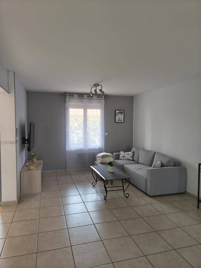 Appartement de vacances pour 4 personnes, avec vue et piscine