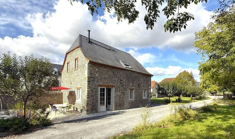 Gîte pour 6 personnes, avec Terrasse et Jardin