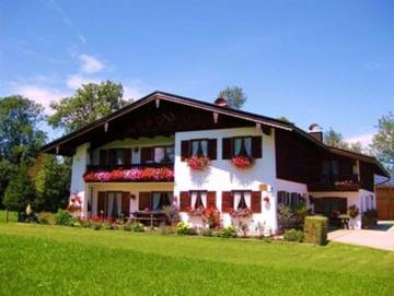 Ferienwohnung für 2 Personen, mit Terrasse und Garten in Oberbayern