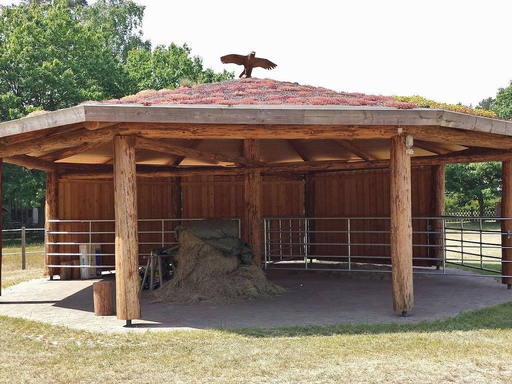 Am Walde Komfortable Ferienresidenz in Wooster-Teerofen, Neu Poserin