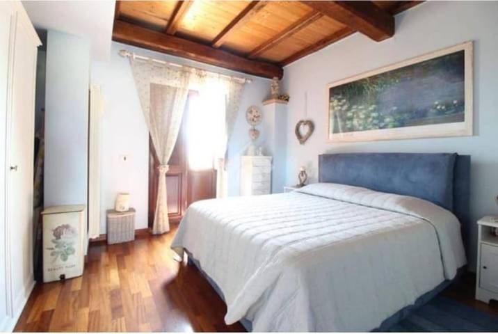 Appartamento per 2 persone, con panorama e balcone in Castelnuovo di Porto