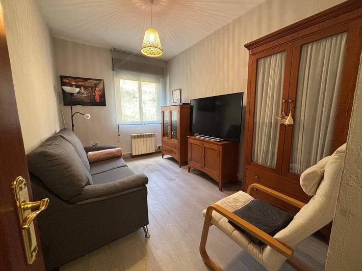 Gîte pour 4 personnes, avec terrasse et jacuzzi à Langreo - 2