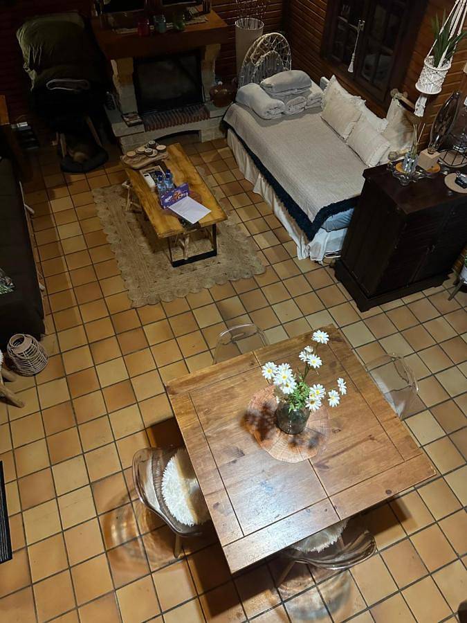Camping pour 5 personnes, avec vue et terrasse ainsi que vue sur le lac et jardin, animaux acceptés dans Loiret - 3
