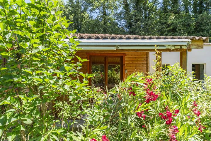 Gîte pour 4 personnes, avec jardin, adapté aux familles à Mirabel-aux-Baronnies - 2