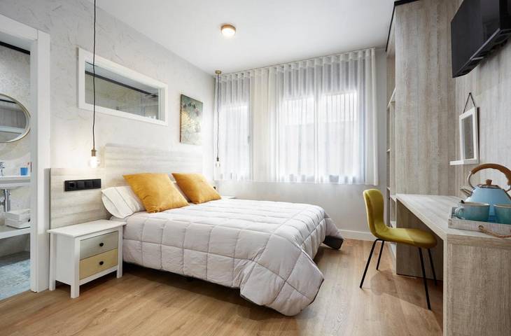 Hôtel pour 2 personnes, avec terrasse à Sabadell - 4