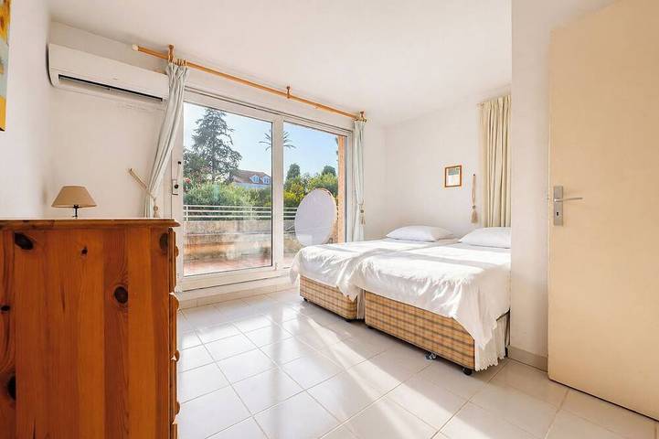 Villa pour 5 personnes, avec jardin ainsi que balcon et piscine dans Cap d’Antibes - 4