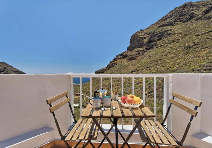 Gîte pour 2 personnes, avec balcon et vue dans Tamaimo - 3